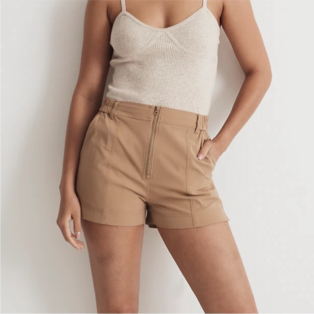 Madewell MWL Zip-Front Tapered Shorts Khaki Women's Medium NL318